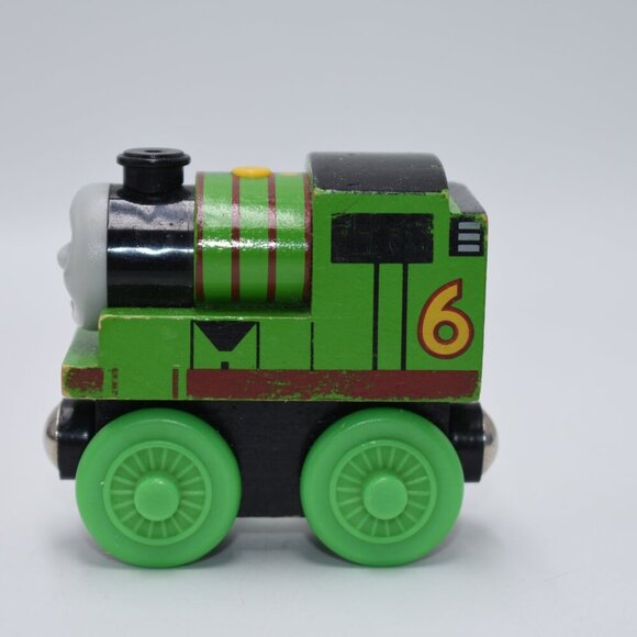 PERCY Early Engineer Thomas & Friends Wooden Railway Train Tank Engine 2009 - Picture 4 of 9